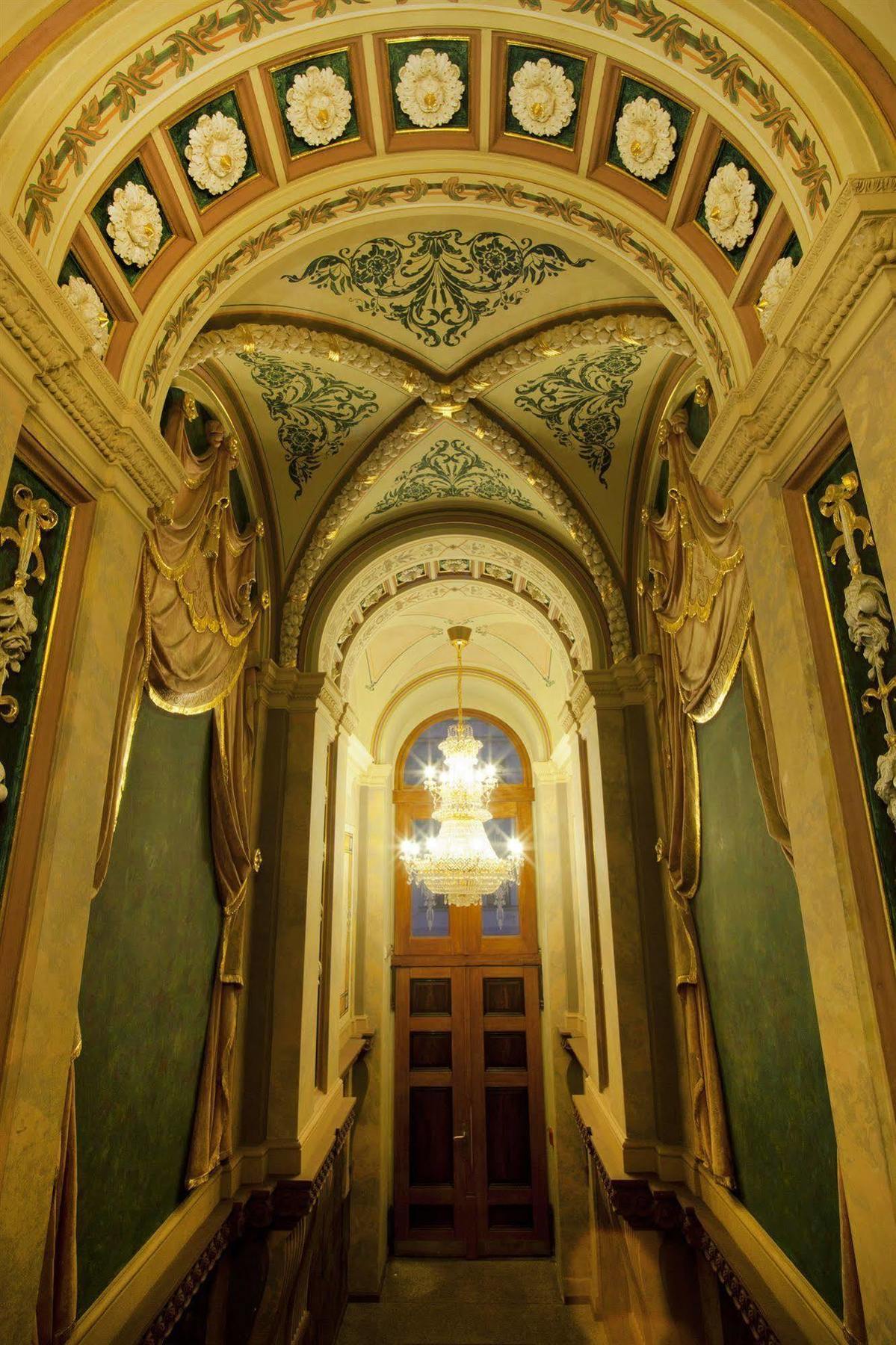 Deminka Palace Praag